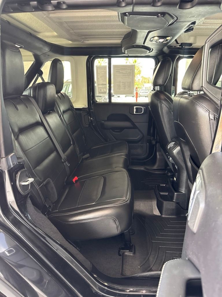 Used 2019 Black Jeep Unlimited Sahara image 7