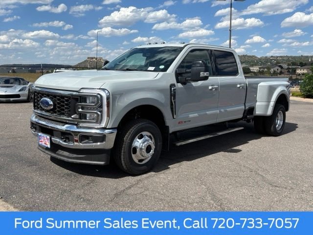 2026 Ford Super Duty F-350® Lariat®