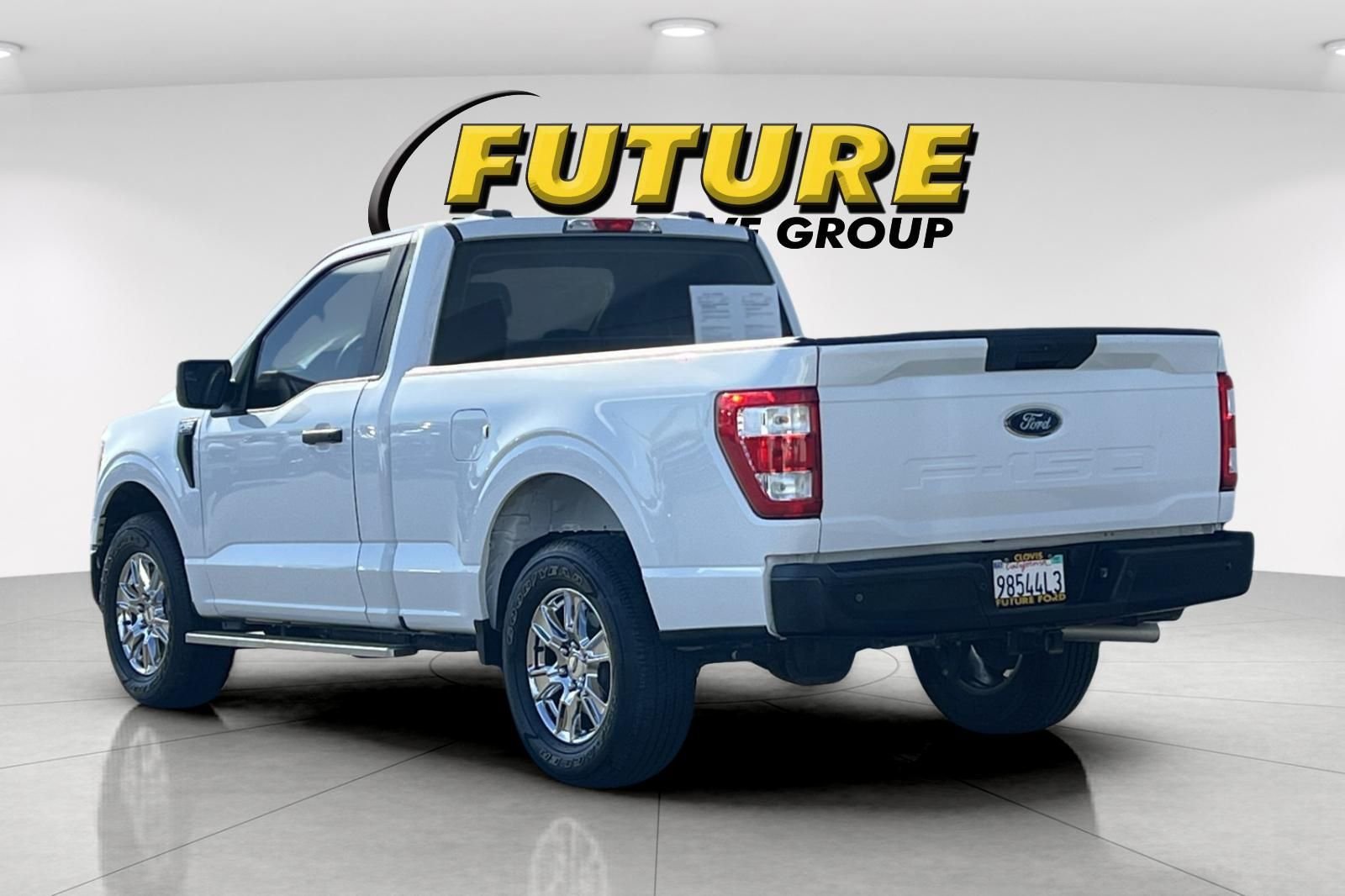 Used 2022 White Ford XL image 5
