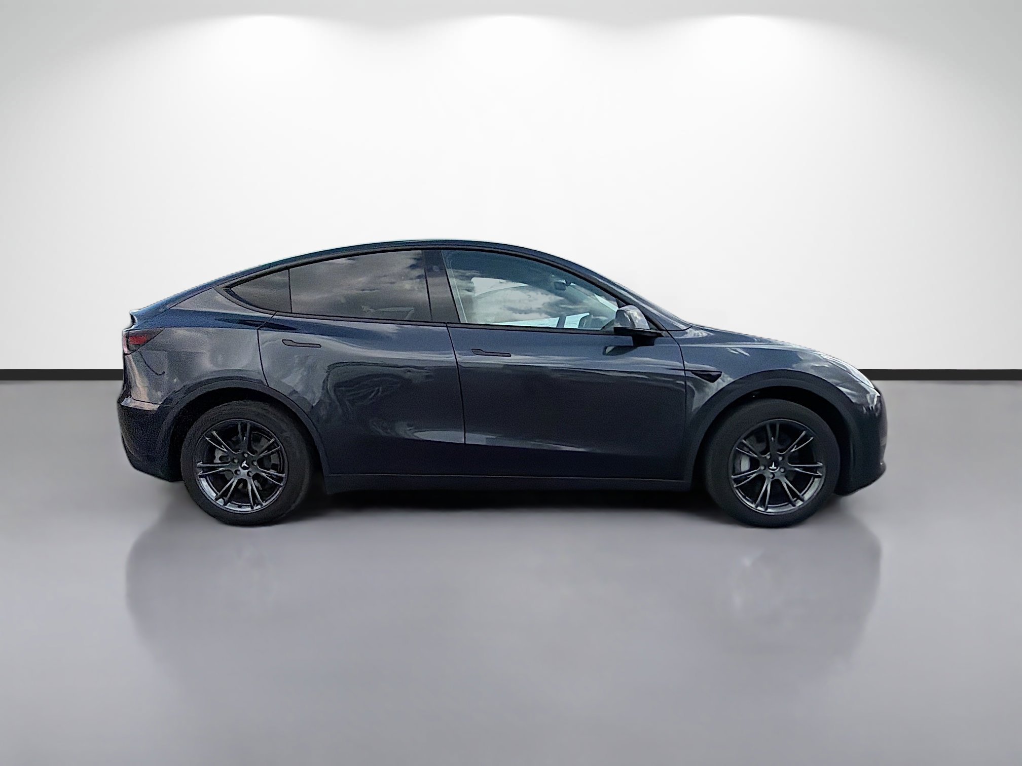 Used 2024 Tesla Model Y Long Range with VIN 7SAYGDED0RF094836 for sale in Tampa, FL