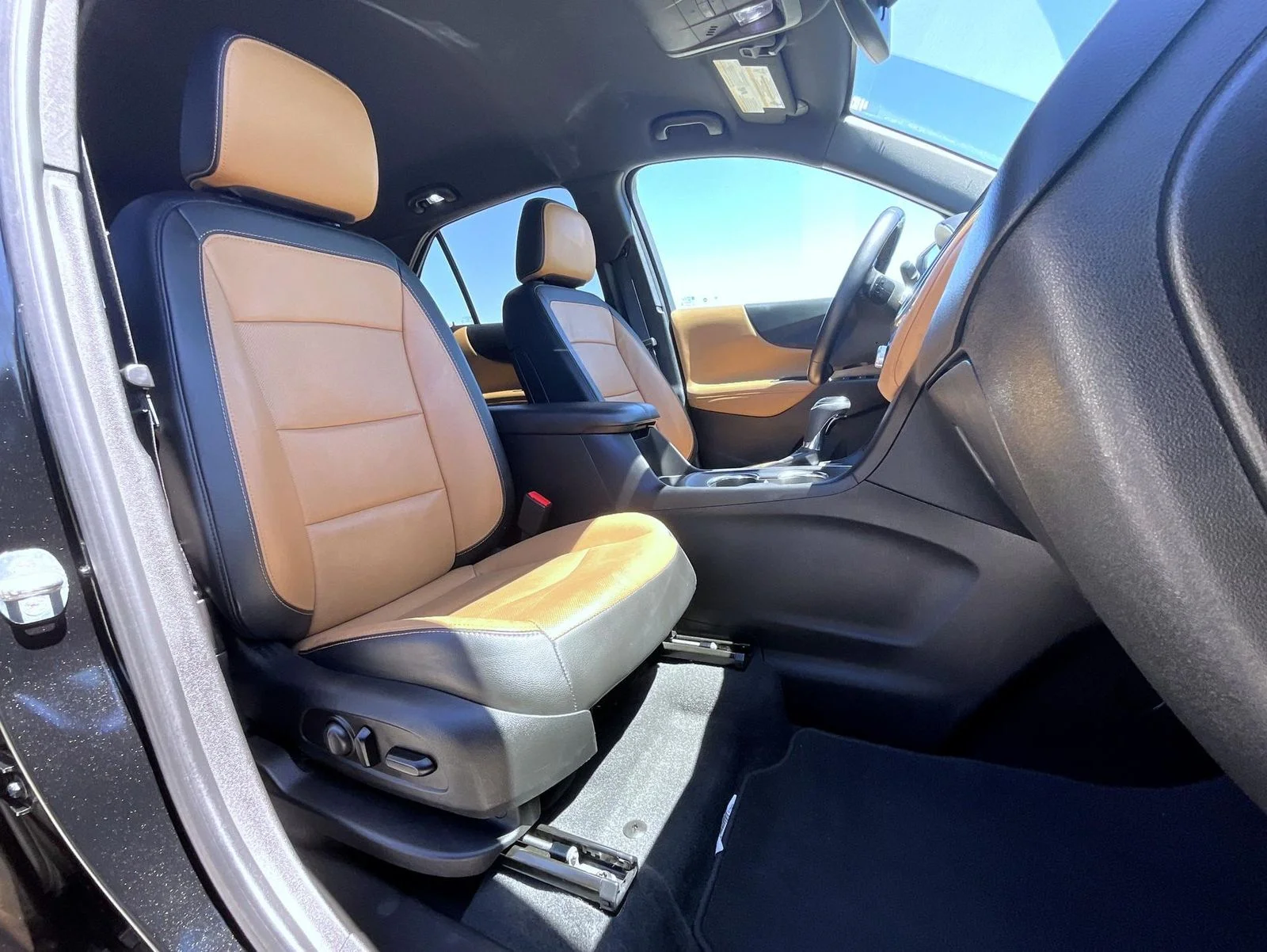 Used 2020 Black Chevrolet Premier image 16