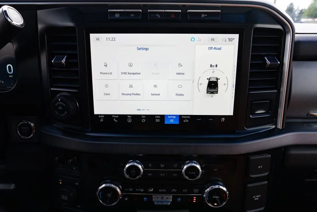 Used 2024  Ford Platinum image 15