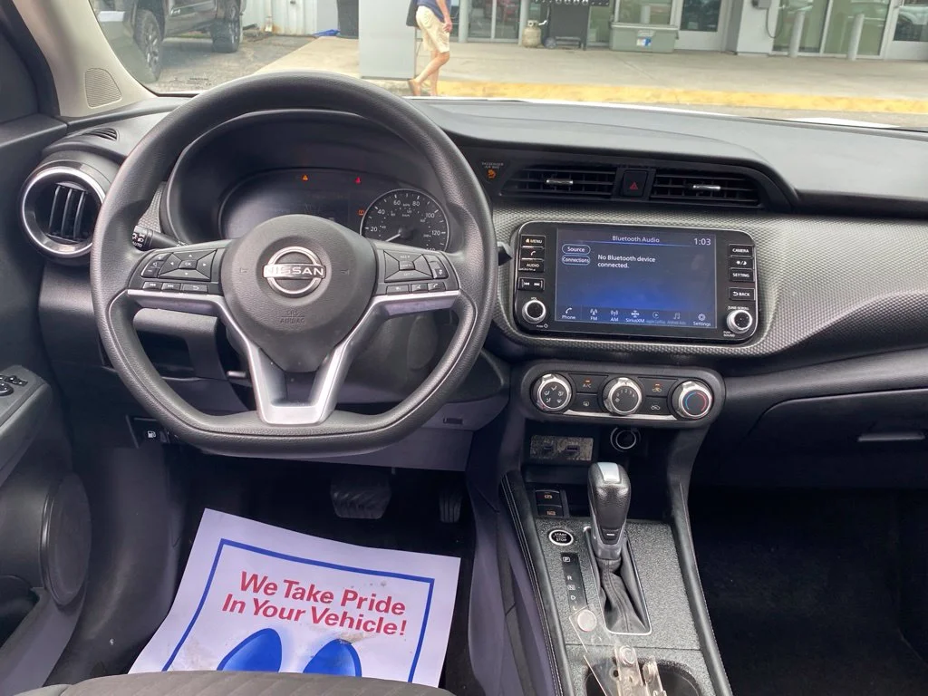 Used 2023 White Nissan SV image 8