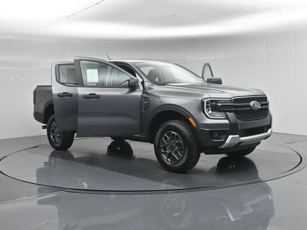New 2026 Carbonized Gray Metallic Ford XLT image 29