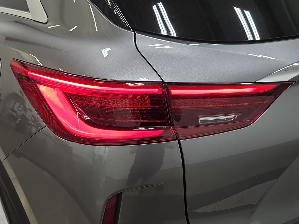 Used 2019 Graphite Shadow INFINITI LUXE image 32