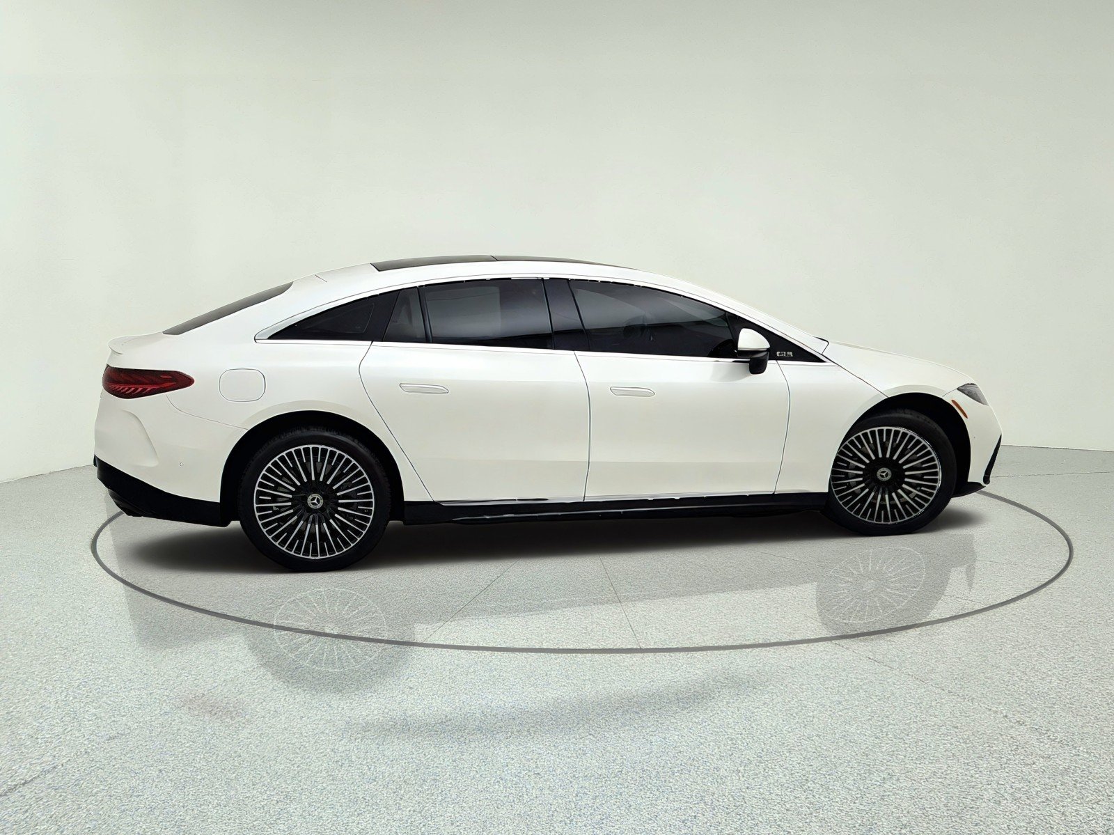 Certified Used 2023 MANUFAKTUR Diamond White Mercedes-Benz EQS 580 image 7