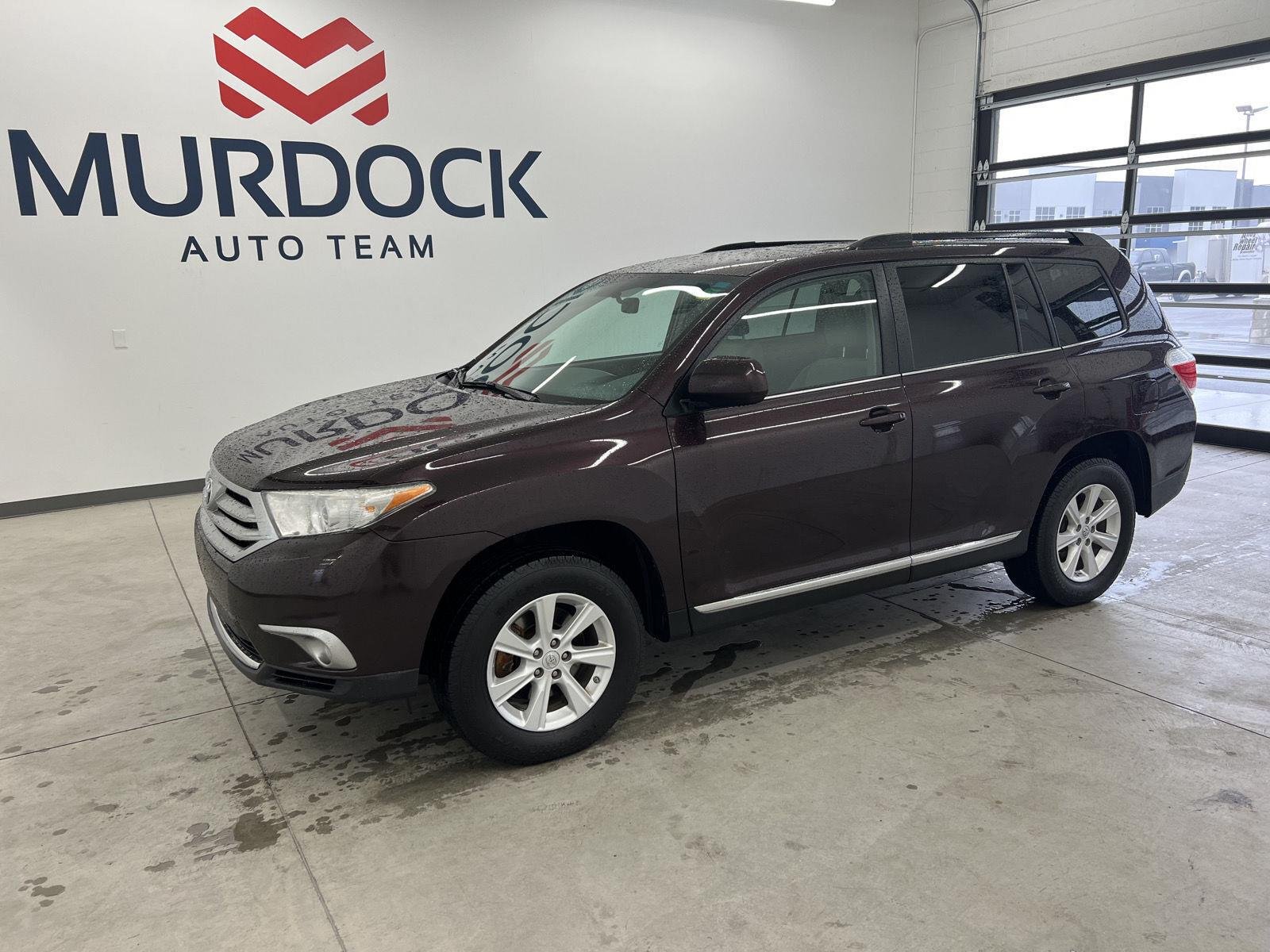 Used 2011 Sizzling Crimson Mica Toyota Base image 1