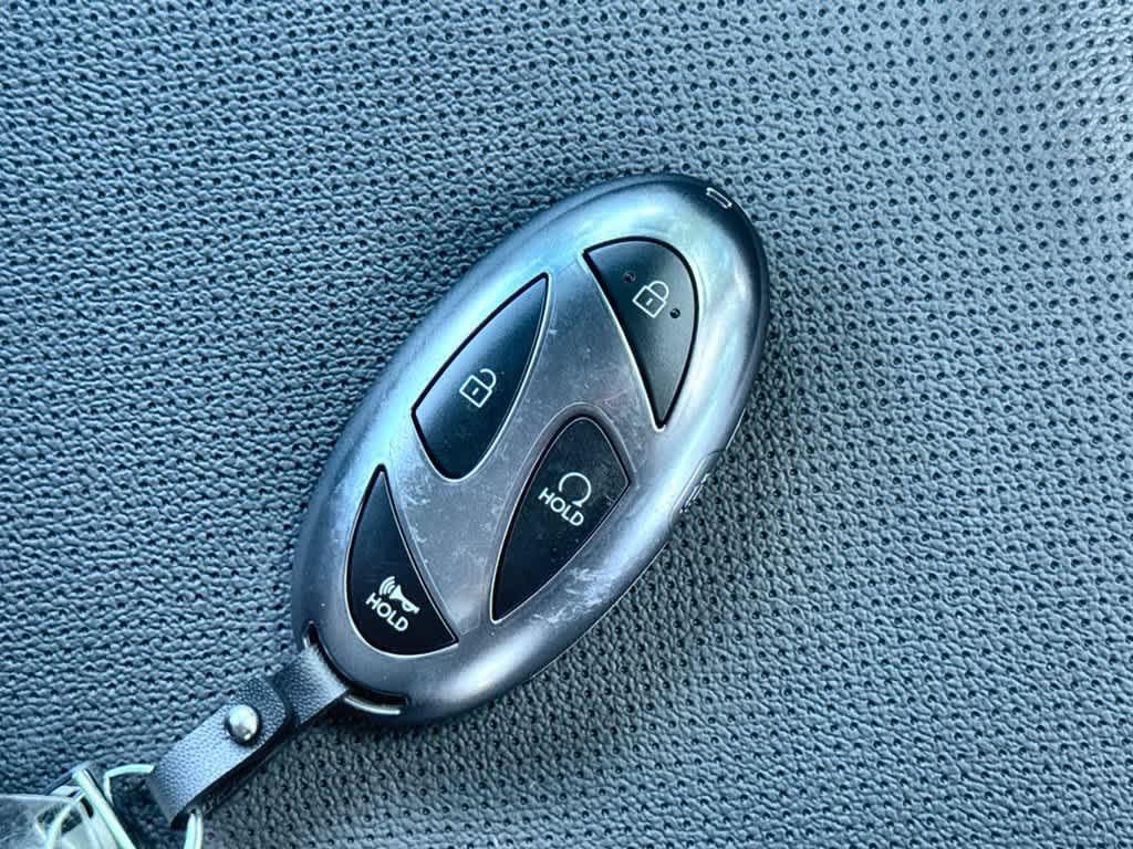 New 2026 Shimmering Silver Hyundai SEL Plus FWD image 28