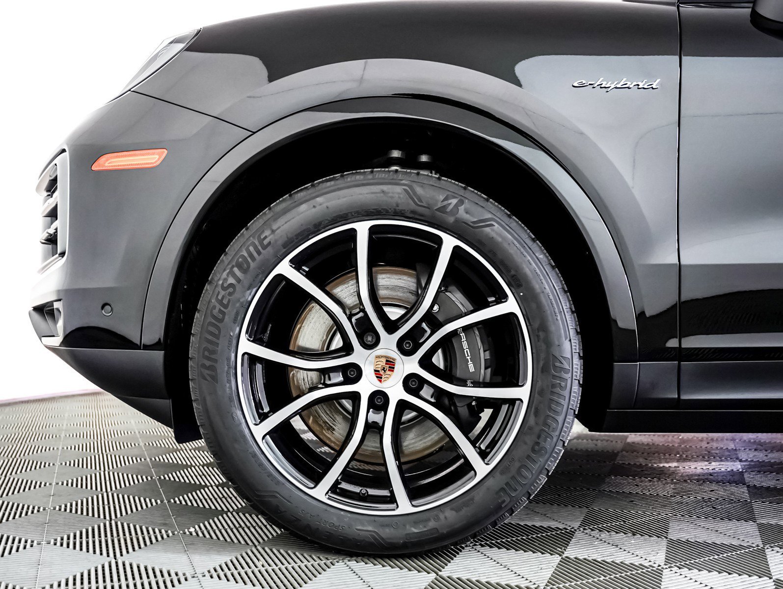 2026 Porsche Cayenne E-Hybrid - Photo 14