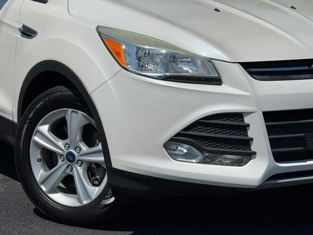 Used 2014 White Ford SE image 8