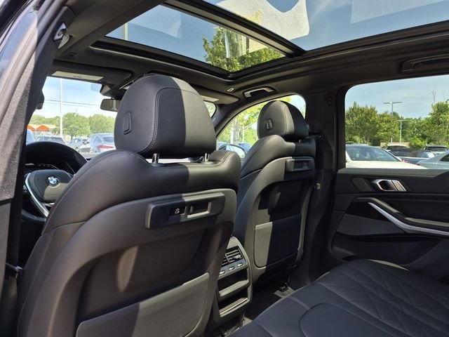 Used 2023 Black Sapphire Metallic BMW xDrive40i image 20