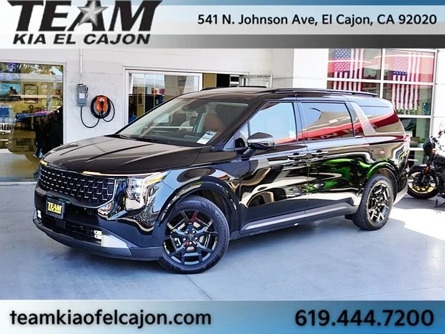 2026 Kia Sedona SX HEV's photo