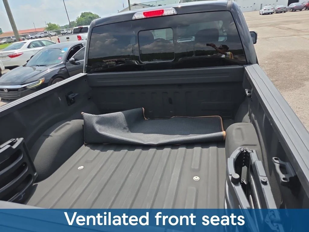 Used 2017 Black Ford Limited image 13
