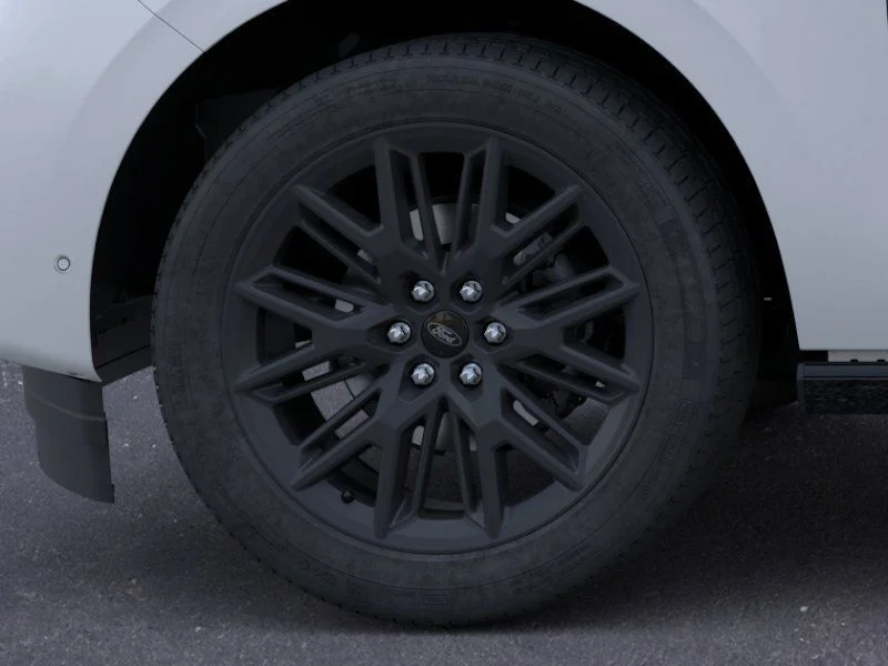 New 2026 Space Silver Metallic Ford Platinum® image 19