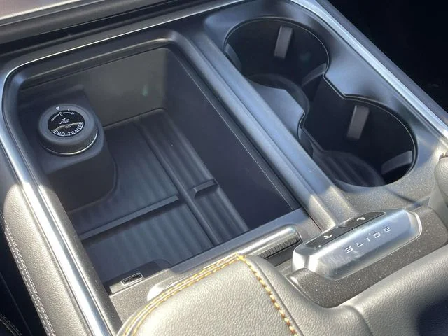 New 2026 Agate Black Metallic Ford Tremor® image 8