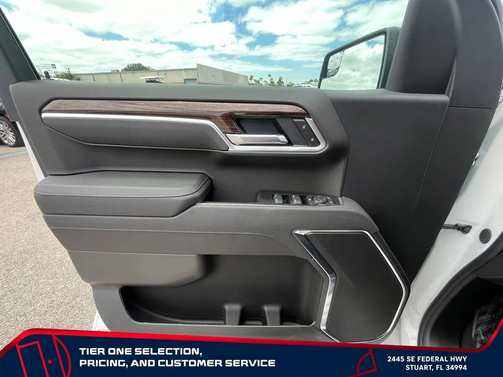 New 2026 Summit White GMC Elevation image 23