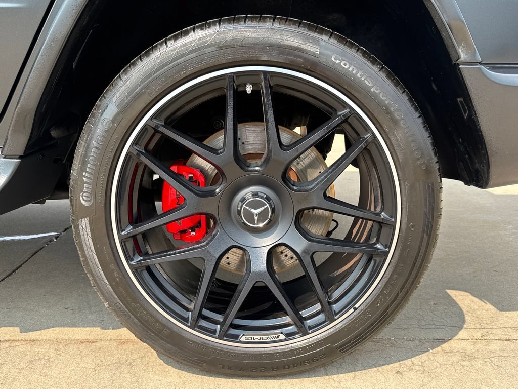 Used 2022 Black Mercedes-Benz 4MATIC® image 12