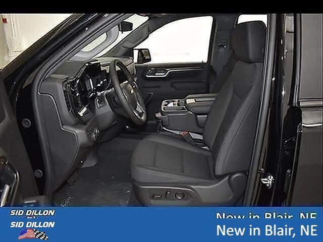 New 2026 Black Chevrolet LT image 7