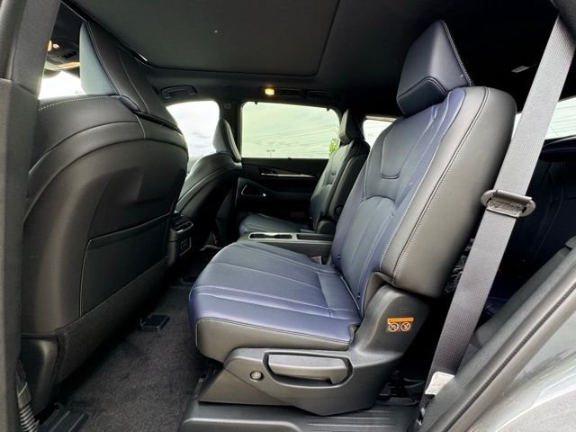 New 2026 GRAPHITE SHADOW INFINITI Sport AWD image 30