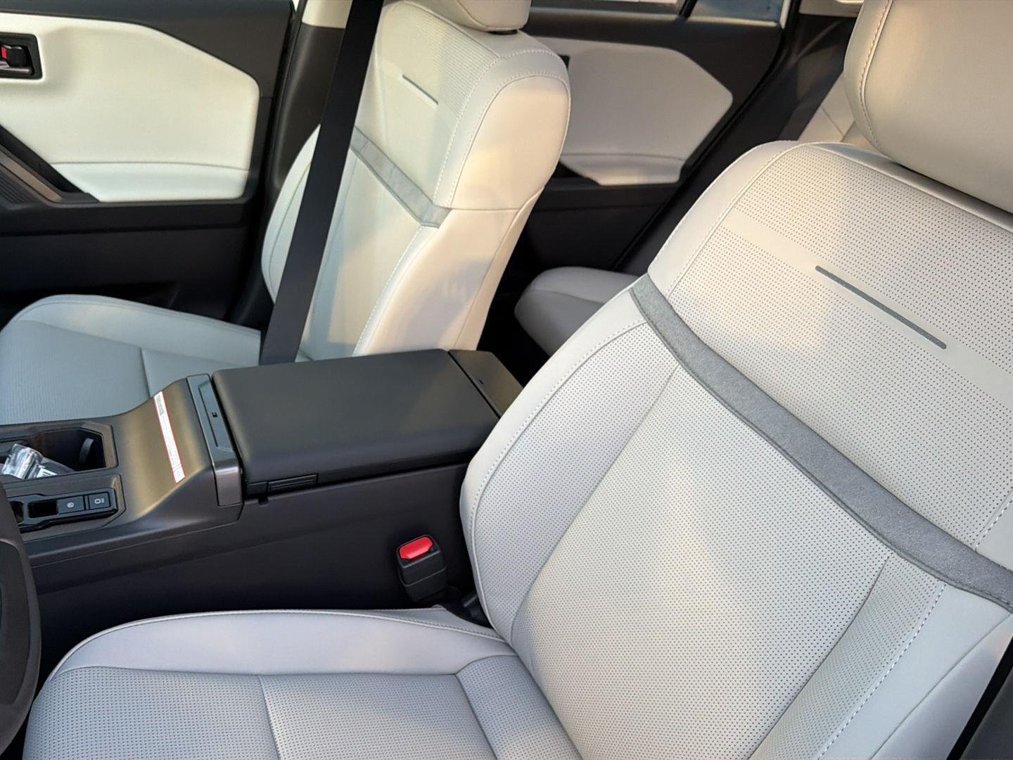 New 2026 Wind Chill Pearl Toyota Limited image 31