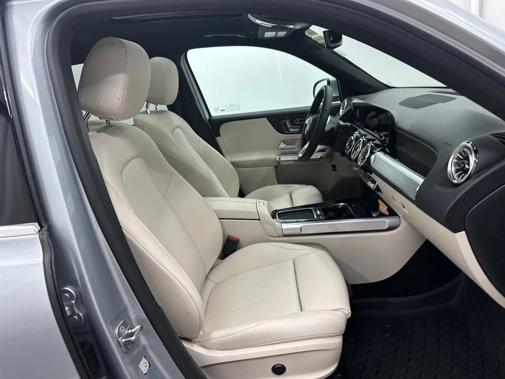 New 2026 Silver Mercedes-Benz GLB 250 image 26