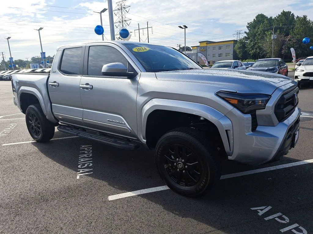 2024 Toyota Tacoma SR5 - Photo 15