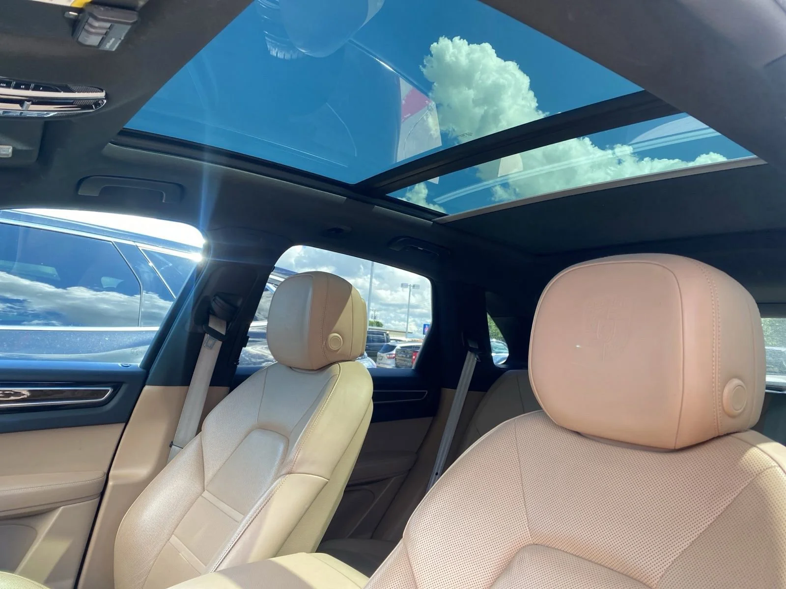 Used 2023 Black Porsche  image 5