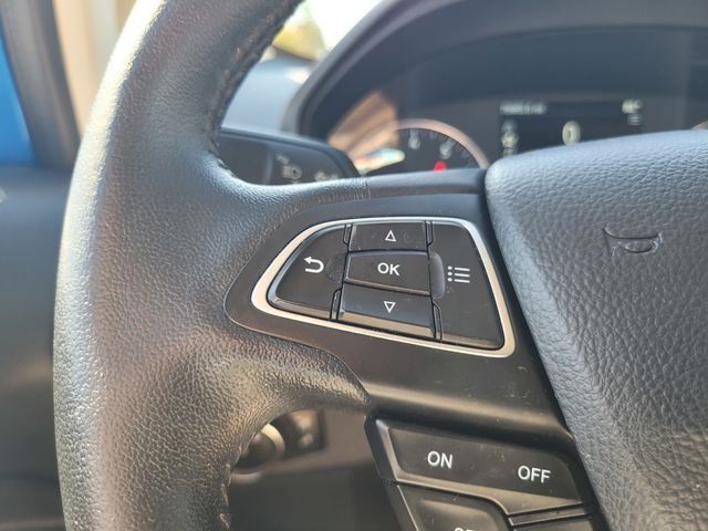 Used 2018 Blue Ford SE image 28