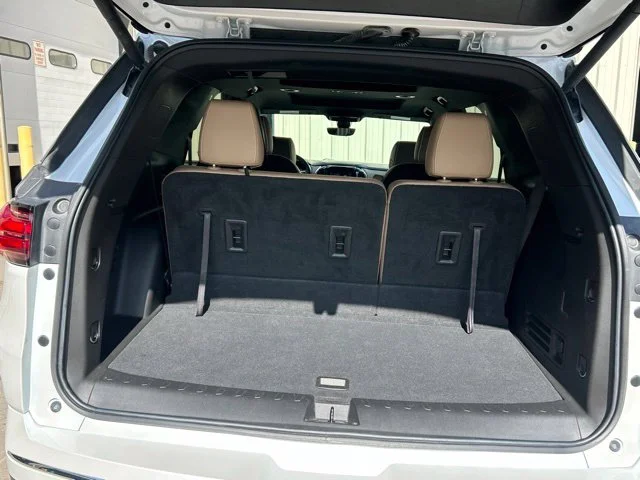 Used 2022 Beige Chevrolet Premier image 17