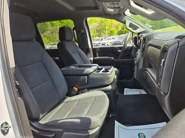 Used 2024 Summit White Chevrolet Custom image 21