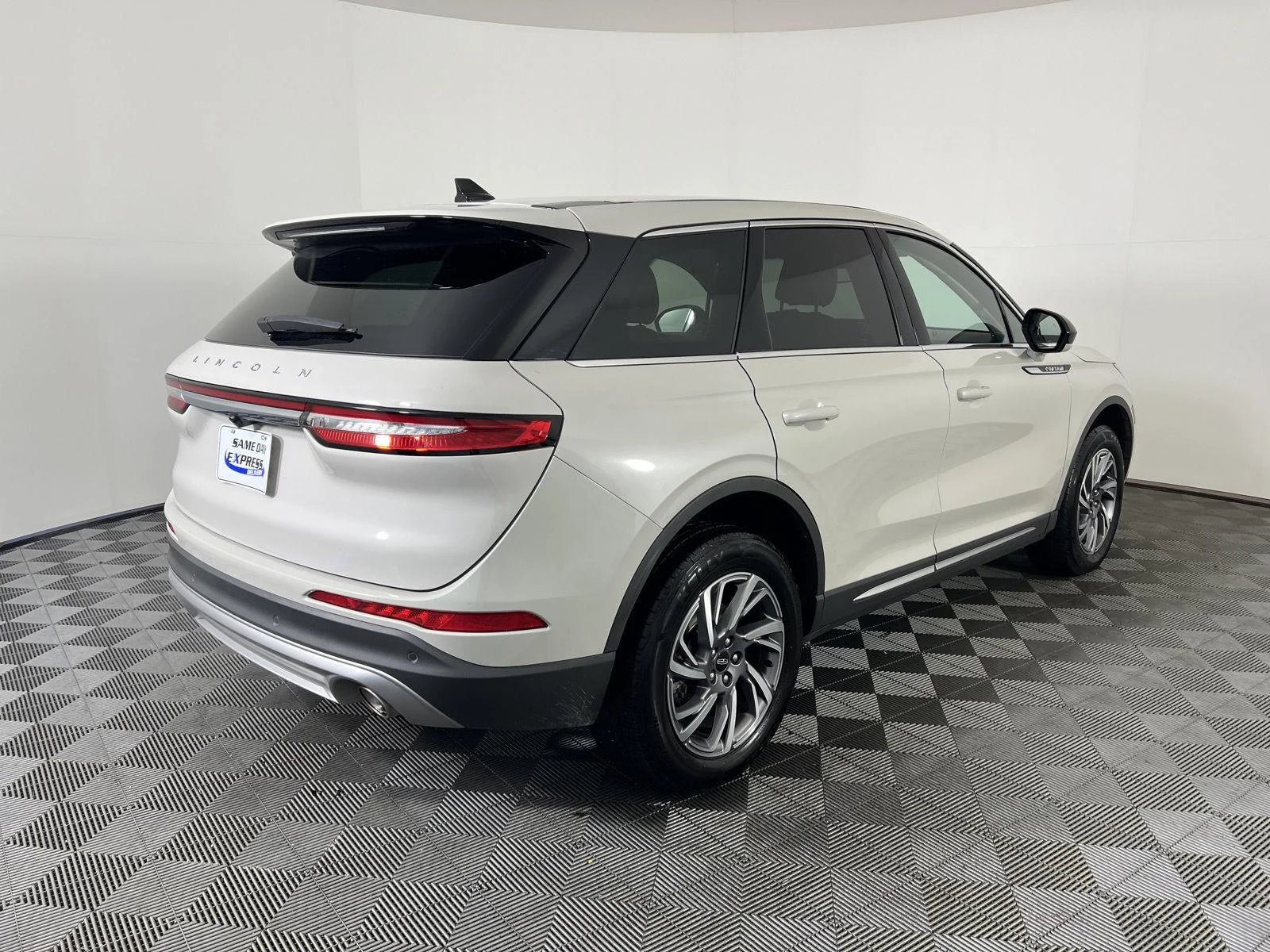 Used 2023  Lincoln Standard image 27