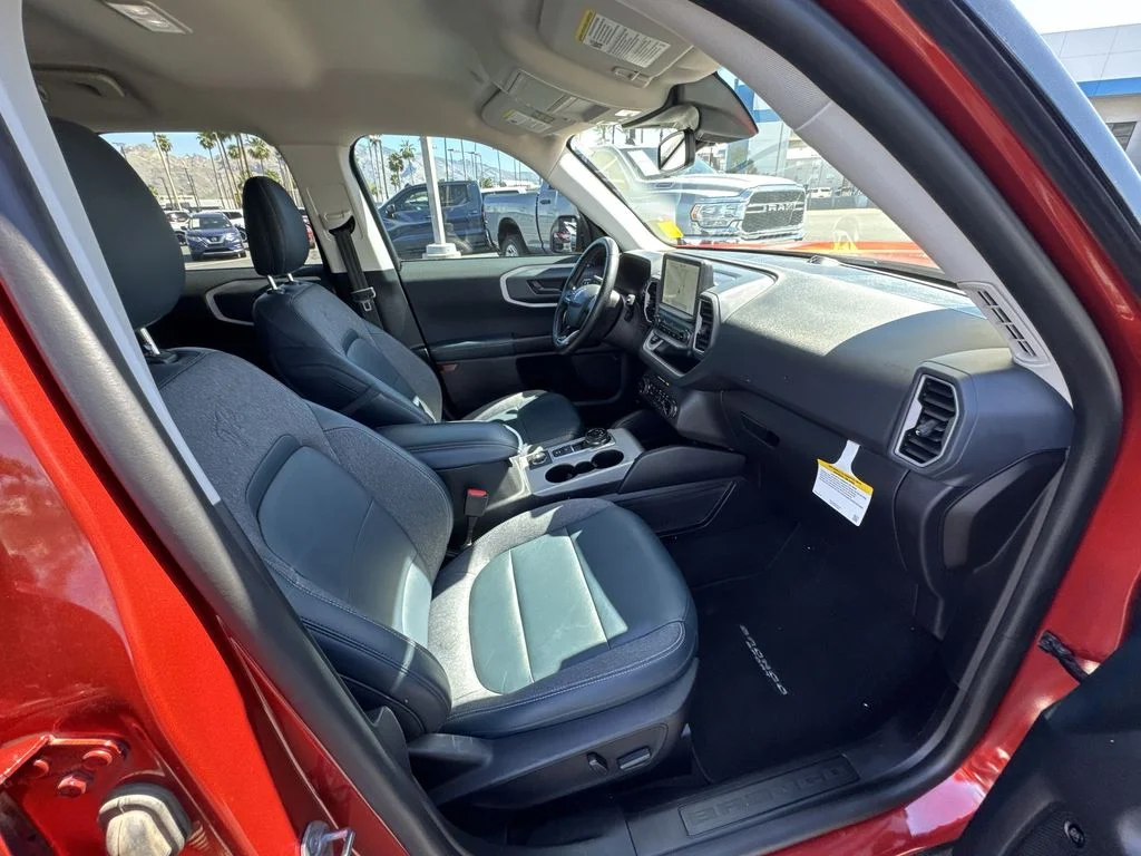 Used 2023 Red Ford Outer Banks image 29