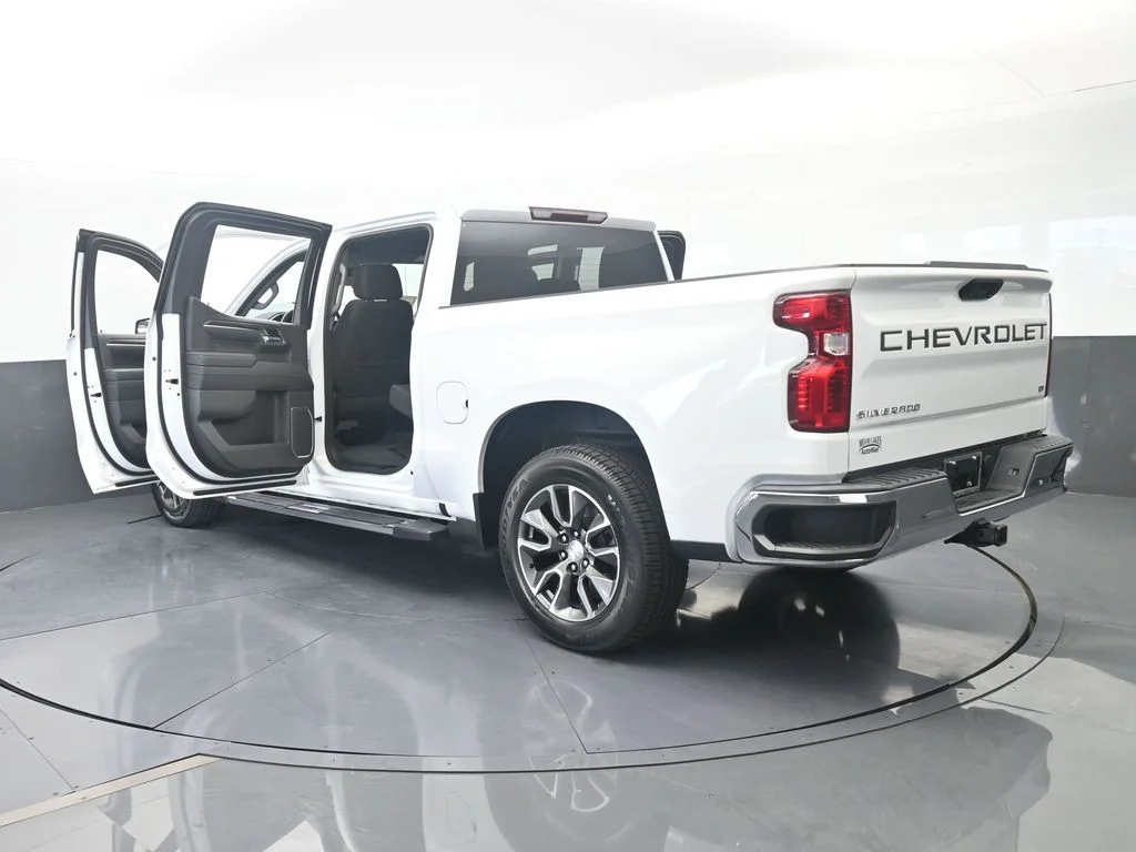 Used 2022 Summit White Chevrolet LT image 75