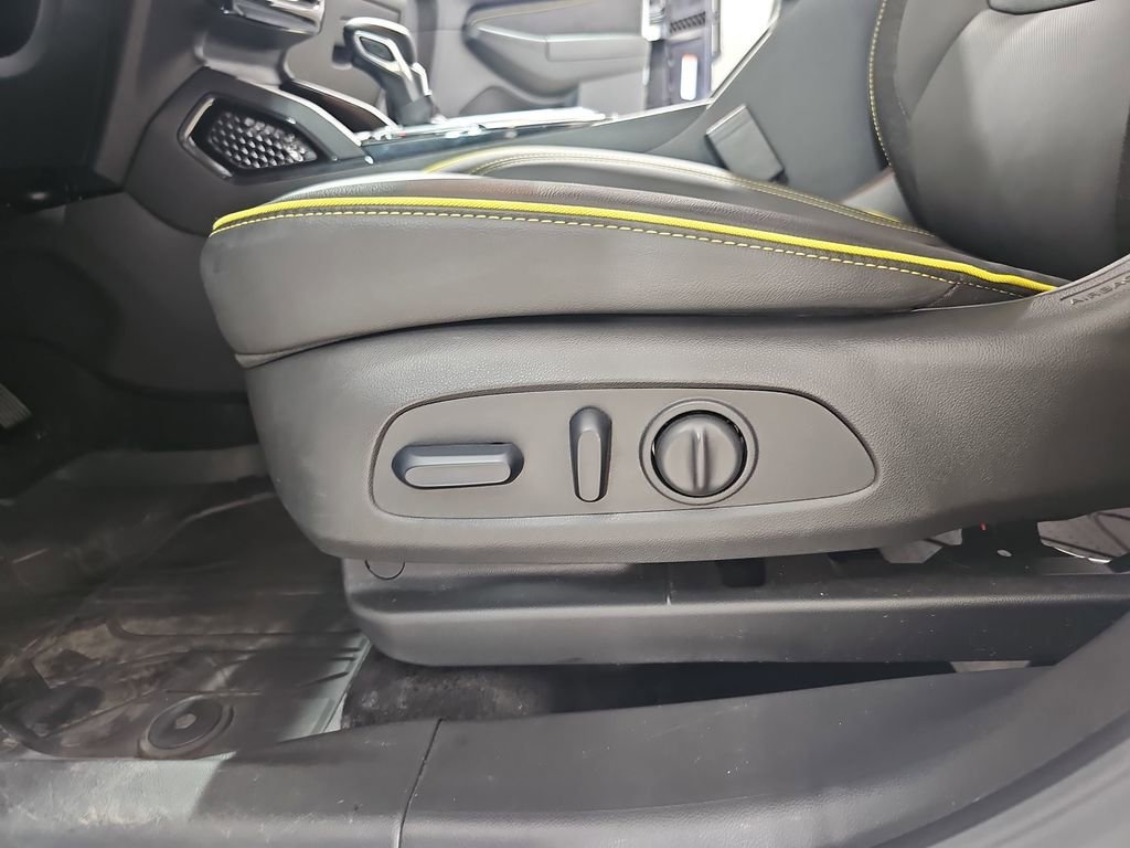 Certified Used 2024 Summit White Chevrolet ACTIV image 33