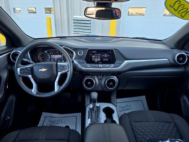 Used 2022 Red Chevrolet LT image 17