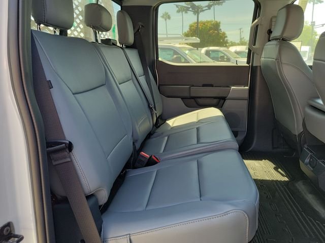 New 2026 Oxford White Ford F-450® XL image 18