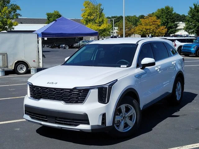 New 2026 Glacial White Pearl Kia LX image 31