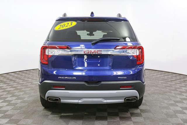 Used 2023 Blue GMC SLE image 8