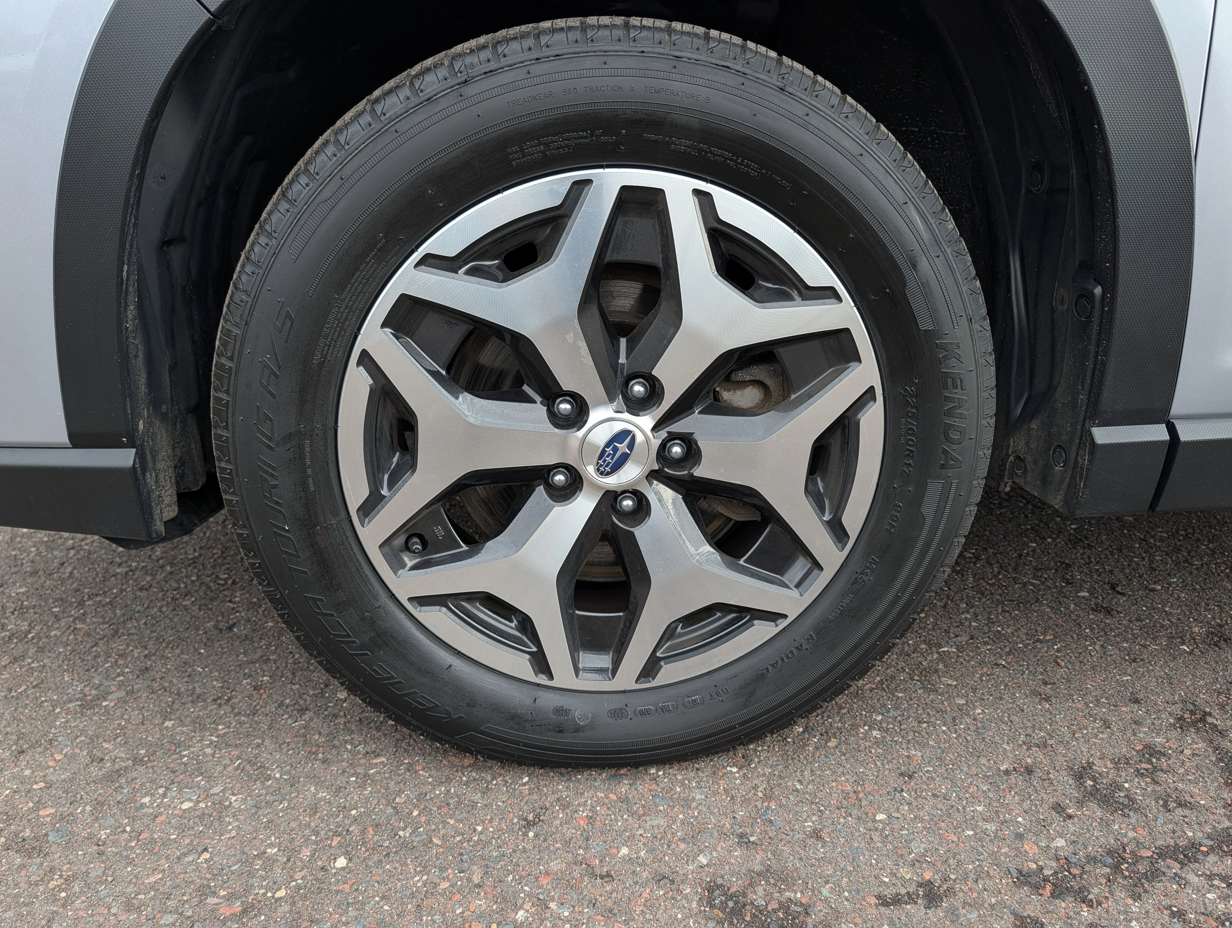 Used 2024 Ice Silver Metallic Subaru Premium image 15