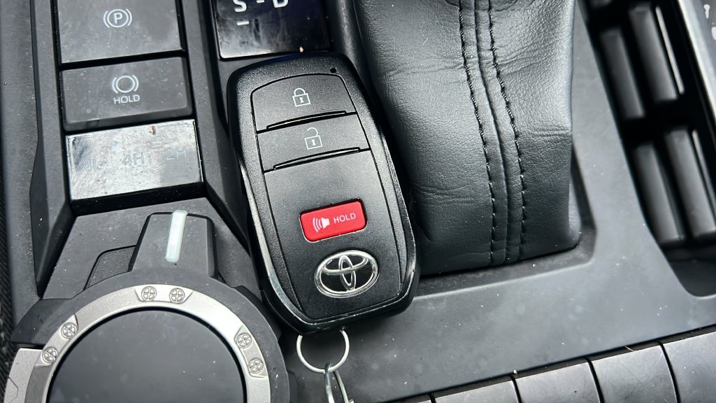 Certified Used 2025 Silver Toyota SR image 27