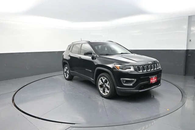 Used 2018 Black Jeep Limited image 25