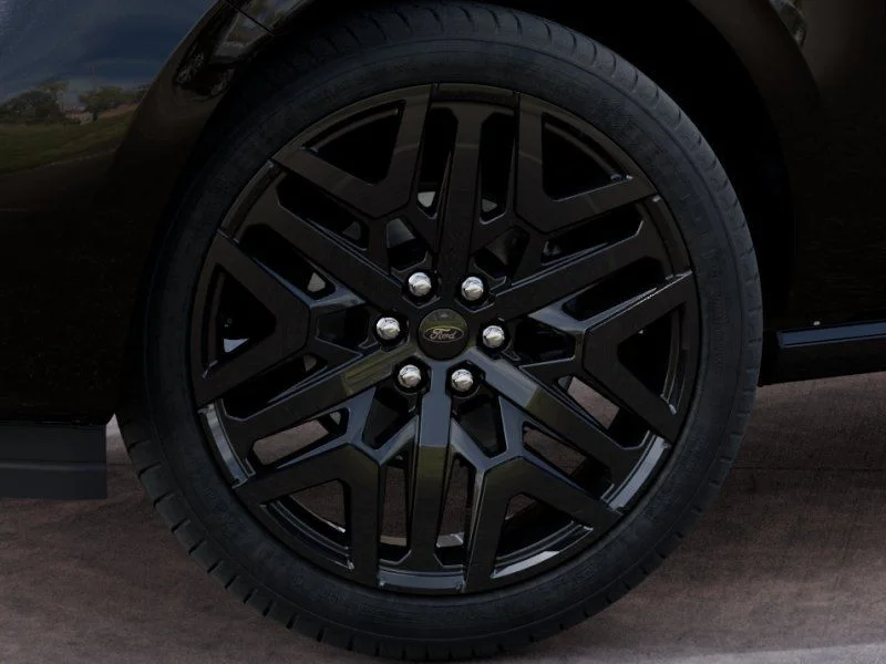 New 2027 Black Ford Platinum image 19