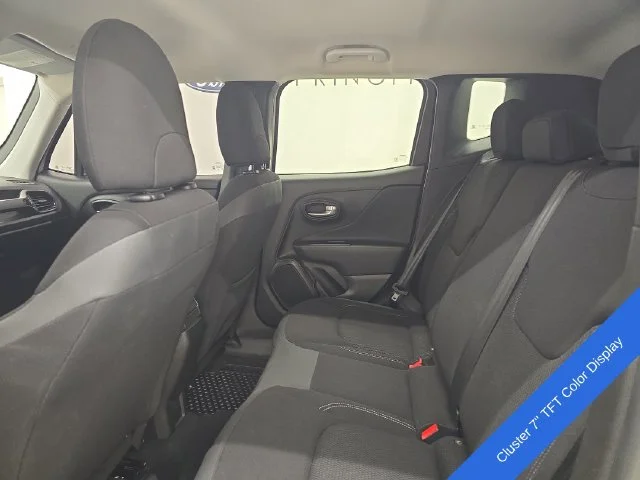 Used 2023 Alpine White Clearcoat Jeep Altitude image 16