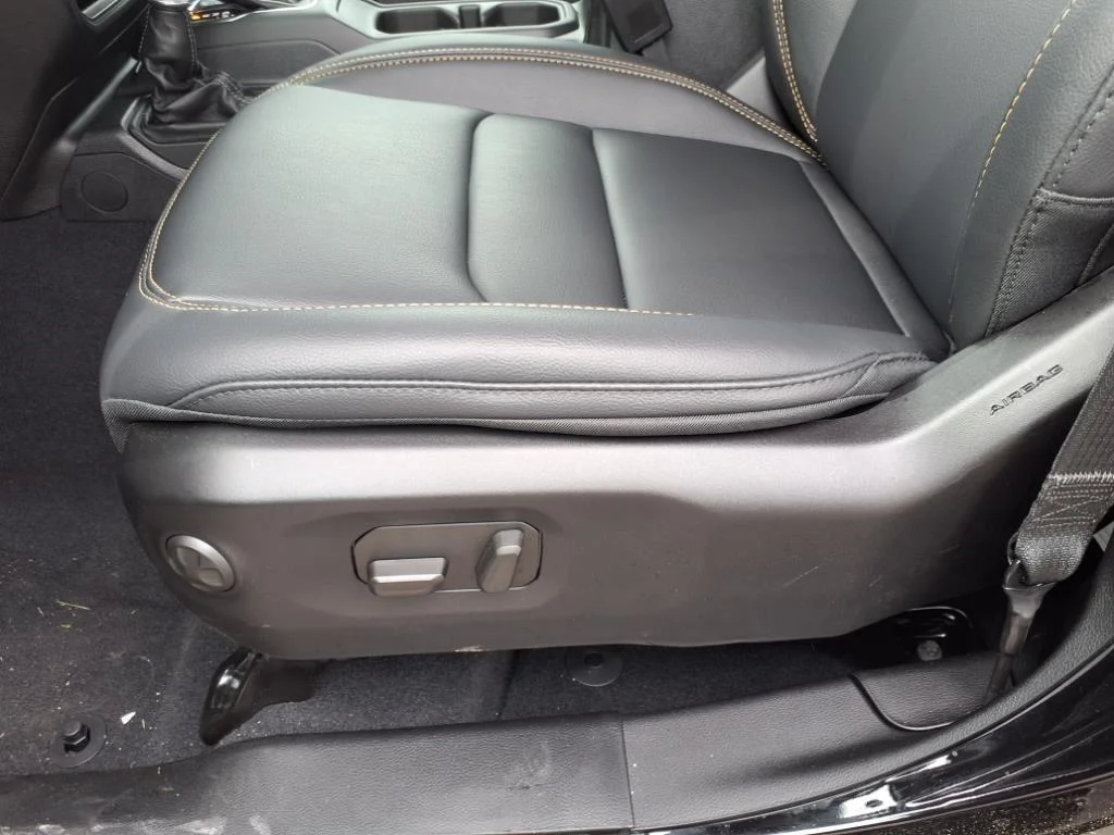 2025 Jeep Wrangler 4-Door Sahara - Photo 6
