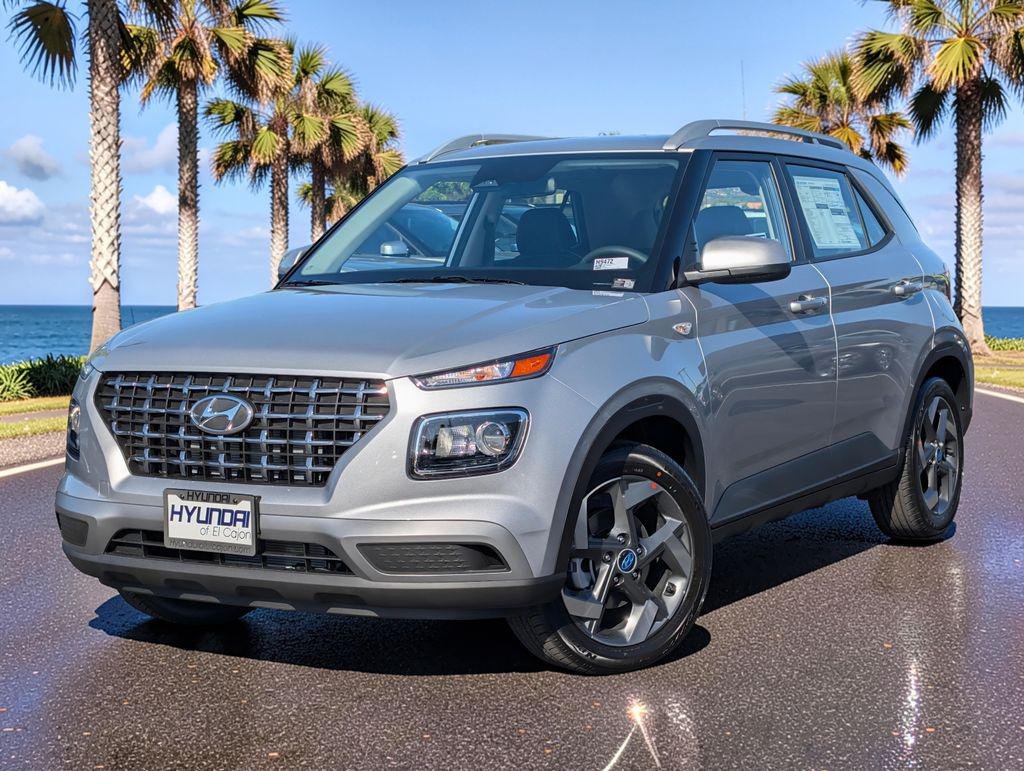 New 2026 Silver Hyundai SEL image 2