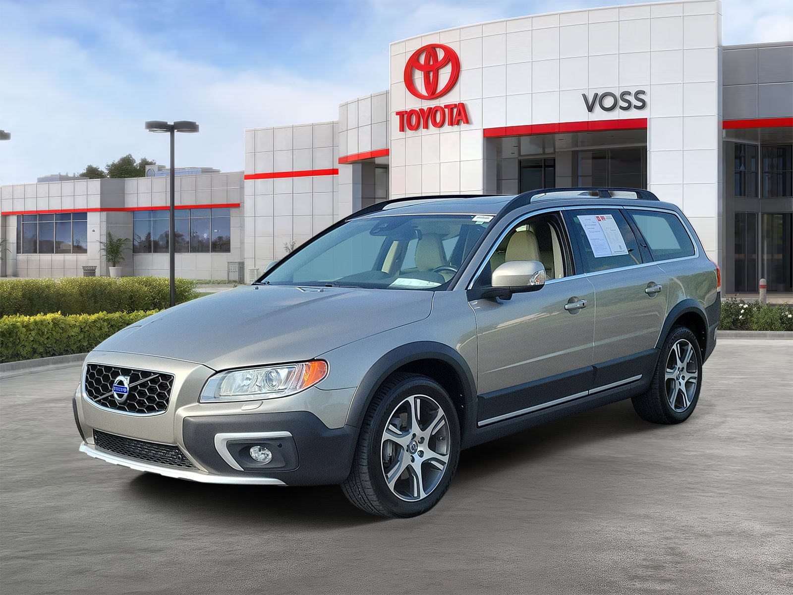 Used 2014 Volvo XC70 T6 Premier Plus with VIN YV4902BZ2E1183821 for sale in Beavercreek, OH