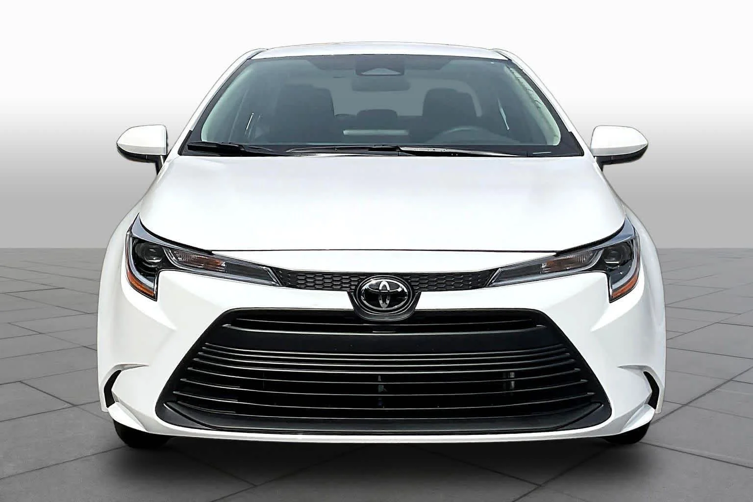 New 2026 Ice Cap Toyota LE image 3