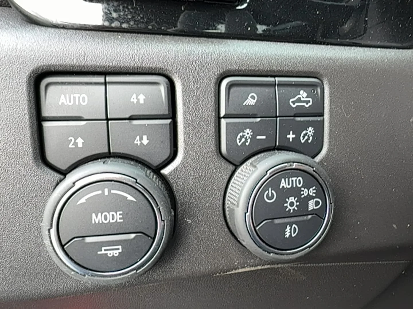 Used 2024 Red Hot Chevrolet ZR2 image 23