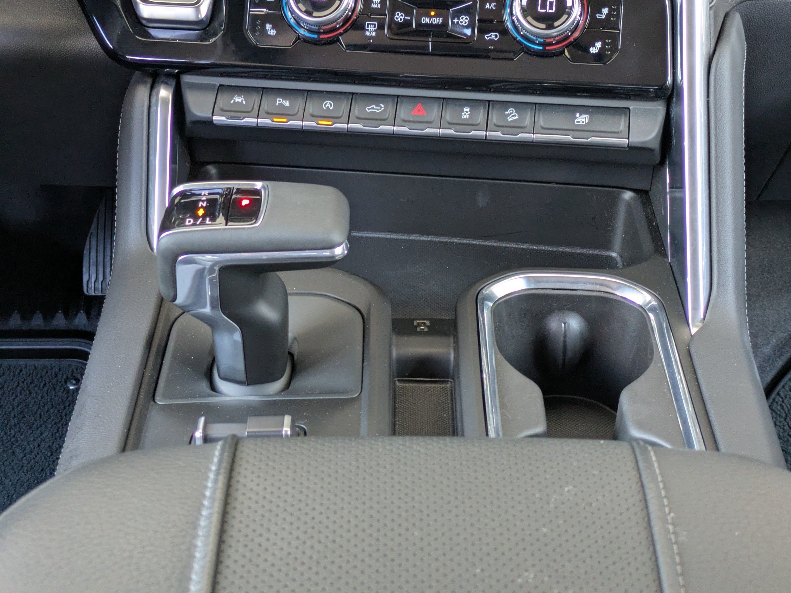Used 2023 Titanium Rush Metallic GMC Denali image 21