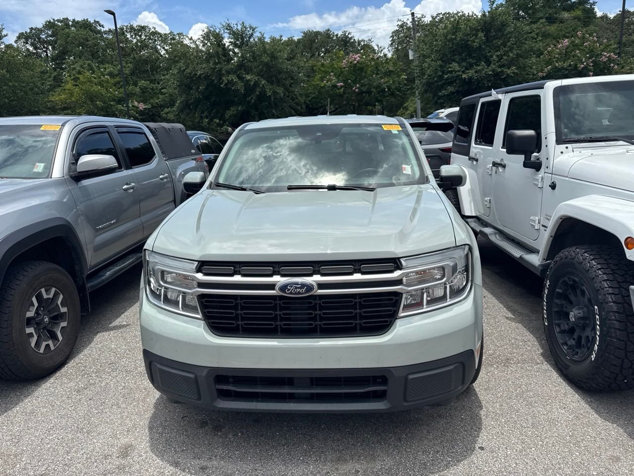 Used 2022 Green Ford Lariat image 2